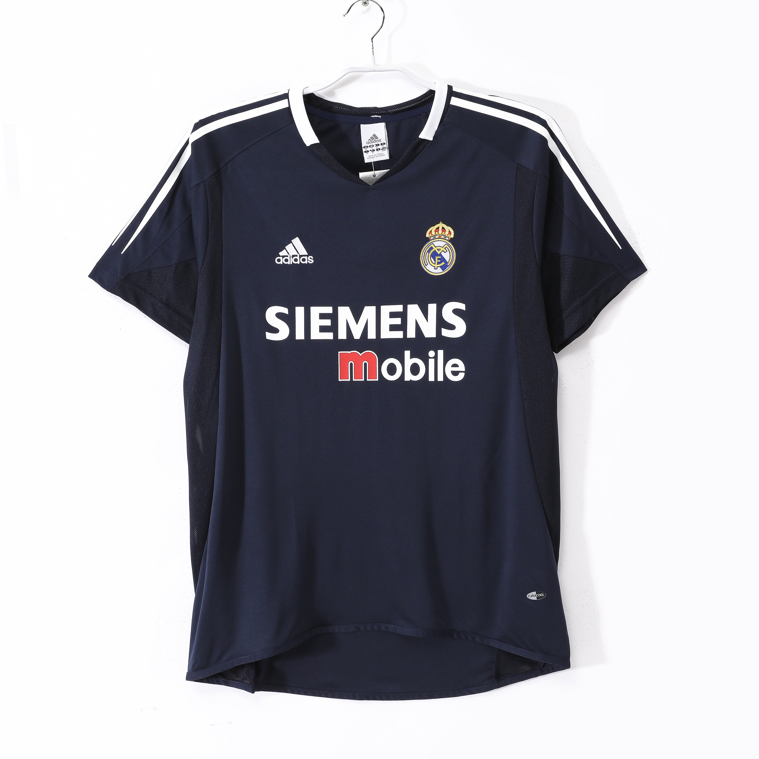 Real 2004 Retro Away